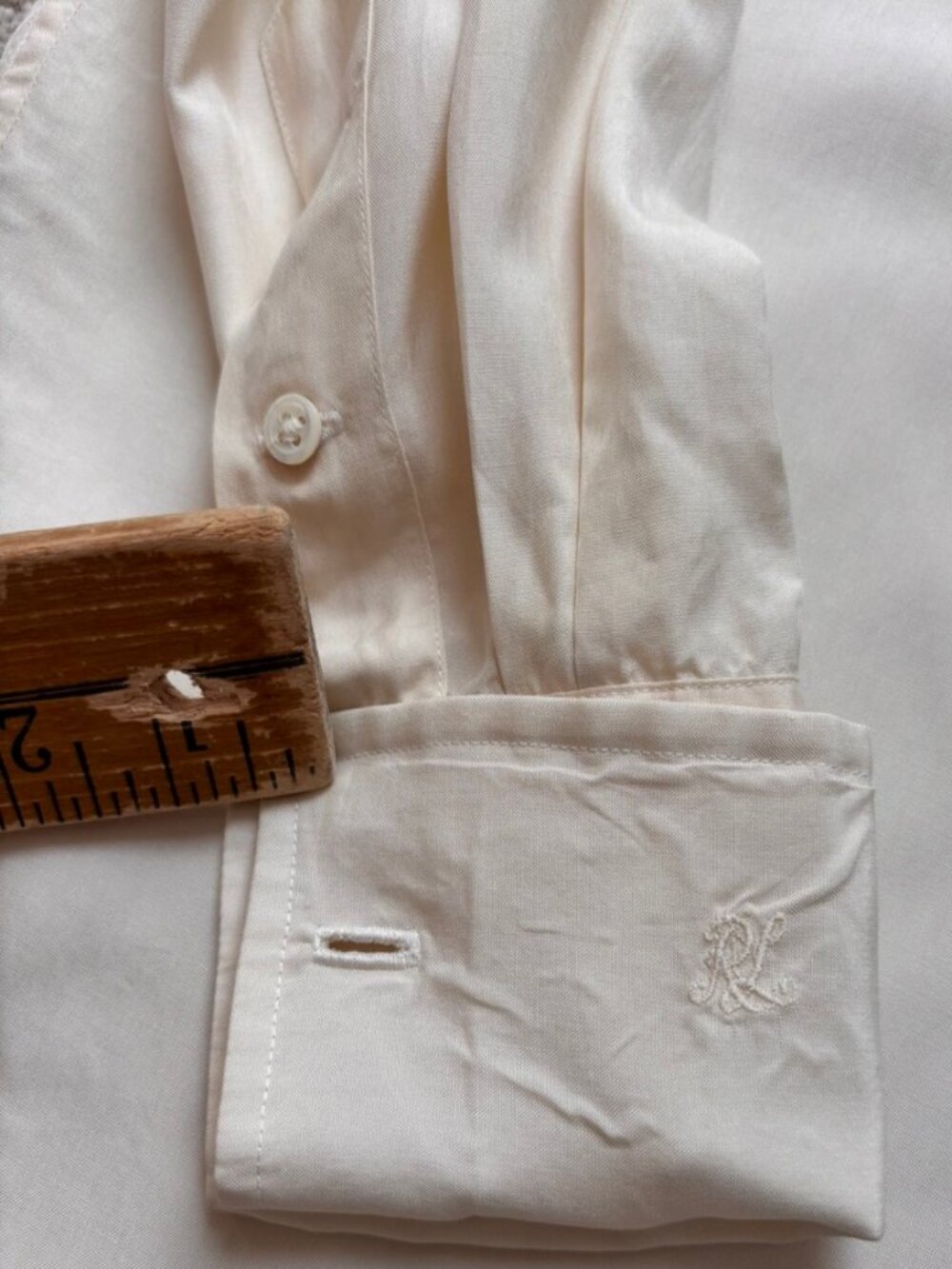 Ralph Lauren silk cuff link sleeve classic blouse - Picture 9 of 11